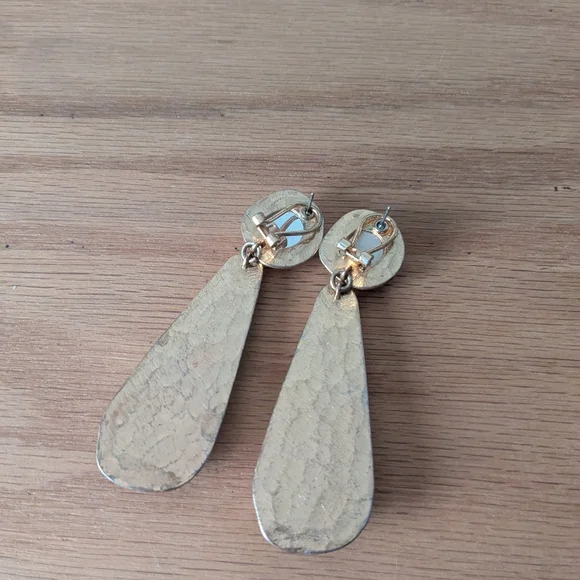 Elegant Green and Pink Drop Earrings - Picture 2 of 3